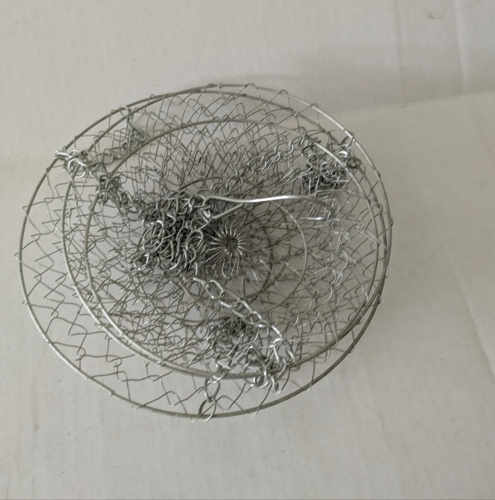 3 Tier Silver Metal Wire Hanging Baskets for Fruits, Vegetables - Picture 3 of 4
